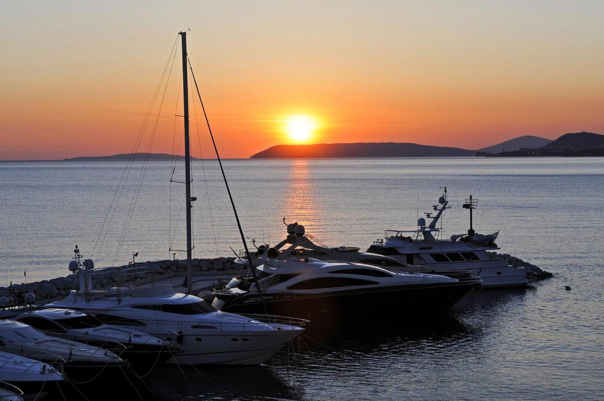 Premium Apartments - Lavica Beach Podstrana Kültér fotó
