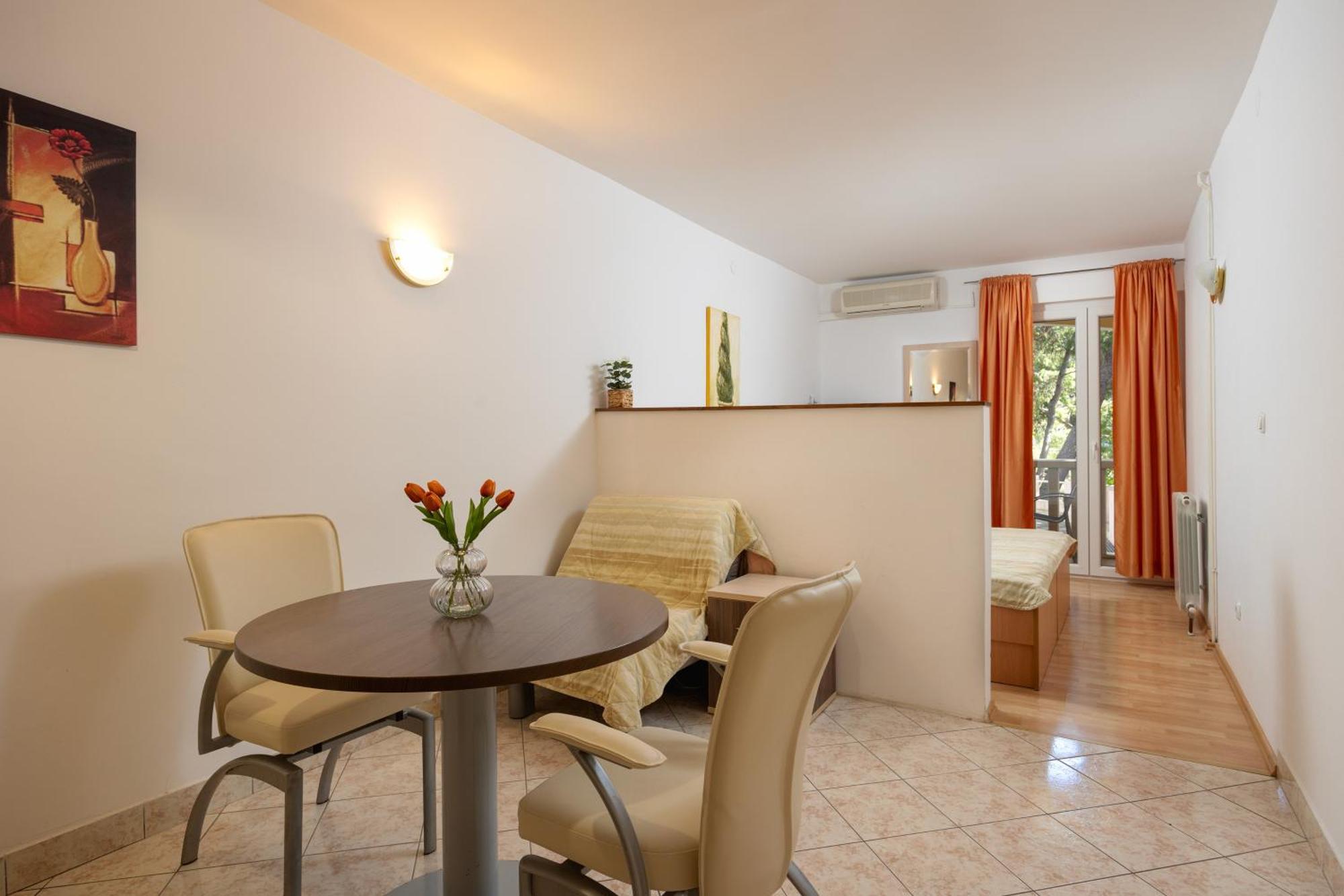 Premium Apartments - Lavica Beach Podstrana Kültér fotó